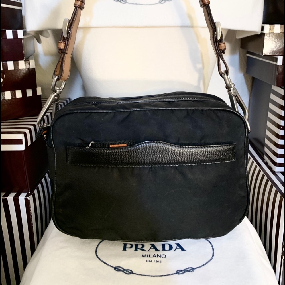AUTHENTIC🌟PRADA🌟SHOULDER/TOTE BAG! - Picture 4 of 11